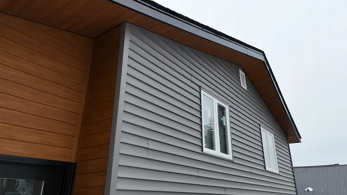 Siding + Finishing